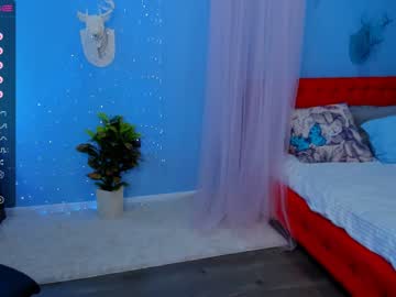 girl
        rosie_blush cam image #1137231