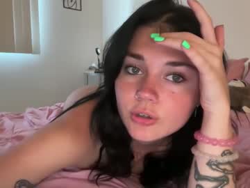 girl
        queencassidyy cam image #4050015