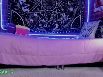 girl
        kybaa__ cam image #2914295