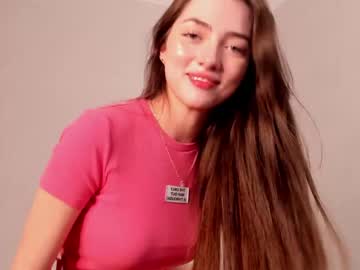 girl
        kaylaosborne cam image #2720334