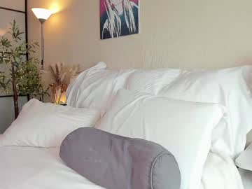 girl
        roxxana227 cam image #6661841