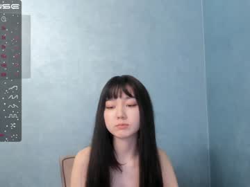 girl
        chanlia cam image #670563