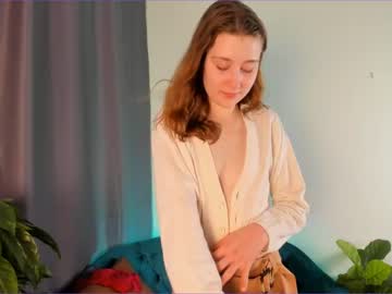 girl
        sunnyviolet cam image #1608656