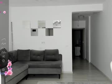 girl
        lovelybianca_ cam image #4853944