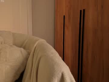 girl
        tollysage cam image #6608645