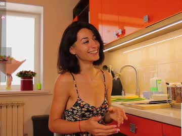 girl
        dora_sexplorer cam image #2041711