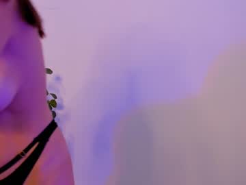 girl
        elizabeth__gray cam image #600224