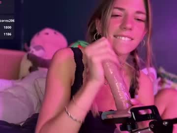 girl
        oliviahansleyy cam image #6573730