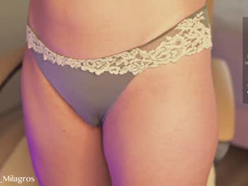 girl
        mia_milagros cam image #4682461