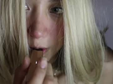 girl
        wendy_daniela cam image #3919634