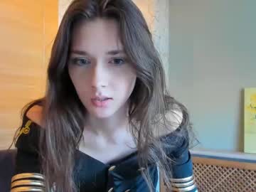 girl
        willa_williams cam image #381552