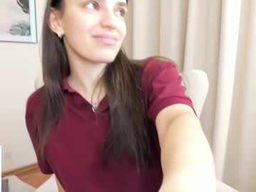 girl
        suzyjames cam image #5789800