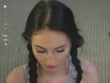 girl
        sofia_prettiness cam image #5142196