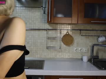 girl
        violetta_hoty cam image #148107