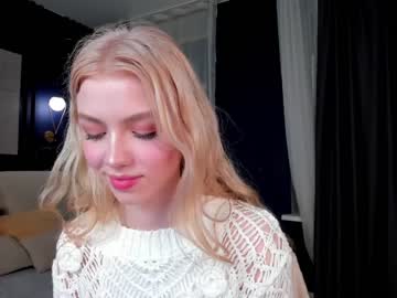 girl
        elizabethmad cam image #1772098