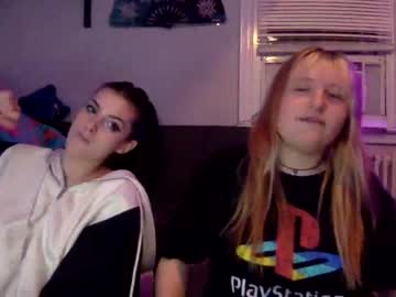 girl
        wallabyxxx cam image #422800