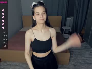 girl
        cherry_tery cam image #1507567