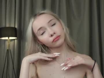 girl
        taitedutch cam image #6305418