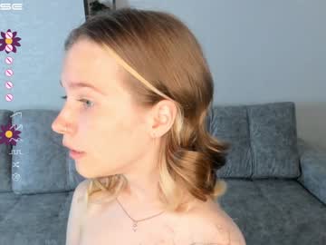 girl
        lynnatlee cam image #4269883