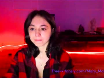 girl
        mary_marlow cam image #1269070