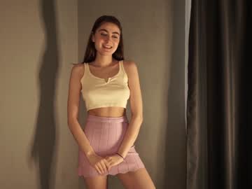 girl
        tessarosse_ cam image #1387236