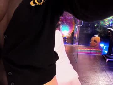 girl
        alma_pearl cam image #5582637