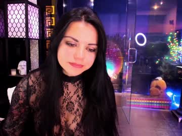 girl
        alma_pearl cam image #5625814