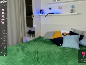 girl
        christystephens cam image #743660