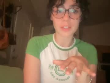 girl
        lovelyylamb cam image #1162896
