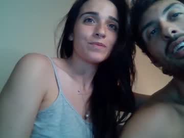 couple
        holycouple11 cam image #1577139