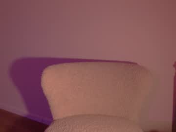 girl
        aimeclarks cam image #618223