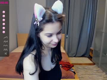 girl
        cherry_tery cam image #1601634