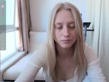 girl
        angeellina cam image #6682804