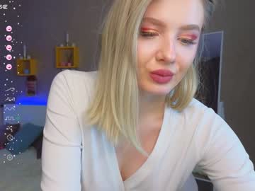 girl
        oliviabr0wn cam image #3038413