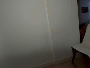 girl
        ehotlovea cam image #41113