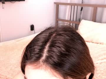 girl
        maliatorre cam image #2304260