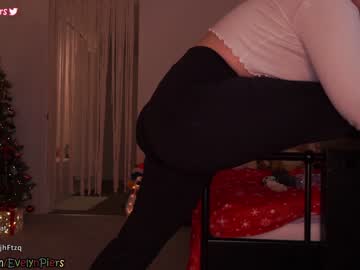 girl
        evelynpiers cam image #422314
