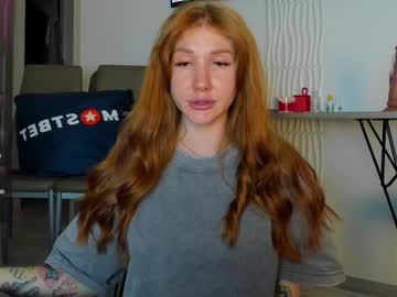 girl
        jerkoffstation cam image #5140712