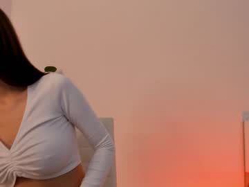 girl
        elizabeth__gray cam image #693701
