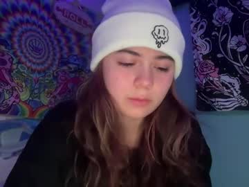 girl
        sillygoosey69 cam image #4497956