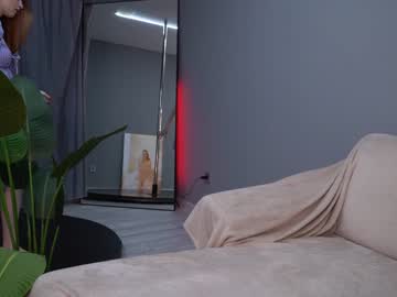 girl
        toxl cam image #3523371