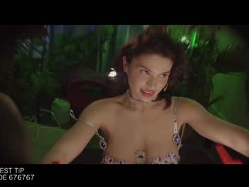 girl
        lucieoude_ cam image #911516