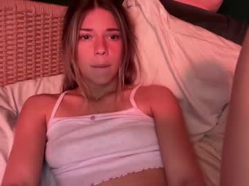 girl
        oliviahansleyy cam image #6565381