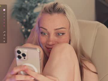girl
        mia_milagros cam image #6456127