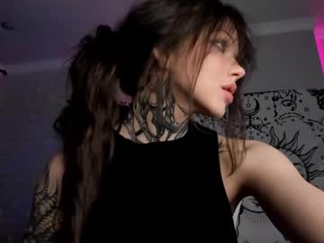 girl Lovely Nude Webcam Girls And Couples with uwu_eva