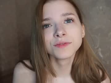 girl
        1cequeen cam image #1133017