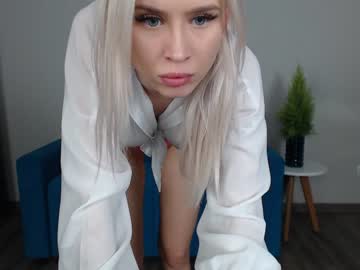 girl
        sun_lovv cam image #85376