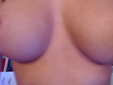 girl
        holy_crap__ cam image #2409749