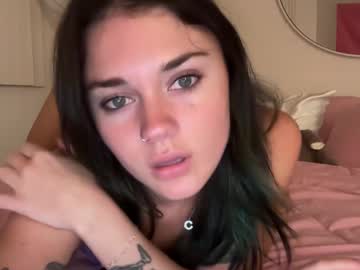 girl
        queencassidyy cam image #5035157