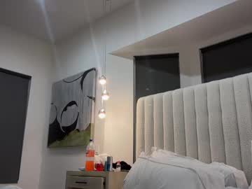 girl
        selenamenda cam image #5467632